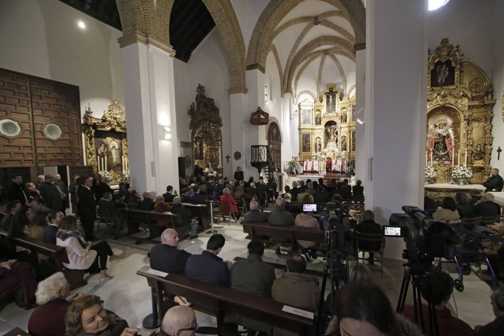 SEVILLA. 25.11.18. Monseñor Asenjo oficia misa en la iglesia de Santa Catalina. FOTO: JUAN FLORES. ARCHSEV.